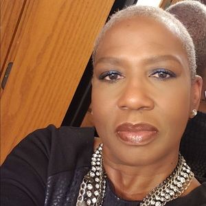 Meet your Posher, Ingrid